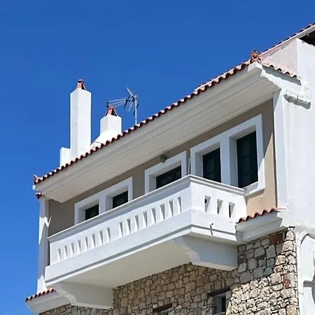 - Sea View